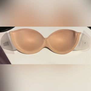 Nude Strapless Backless D Bra